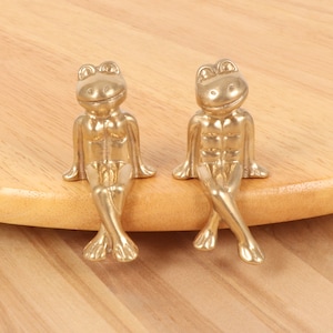 2 Happy frog miniatures / statues / sculptures / figurines || Vintage solid brass || Frog couple || Detailed design || Set of two