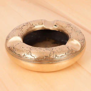 Brass Ashtray || Antique Round shape for 3 cigars || Hand etched floral ornaments at the edge