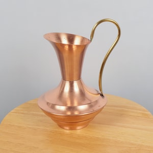 Vase / pitcher / jug with a brass handle|| simple classic shape || Vintage copper and brass || Copper jug / water jug