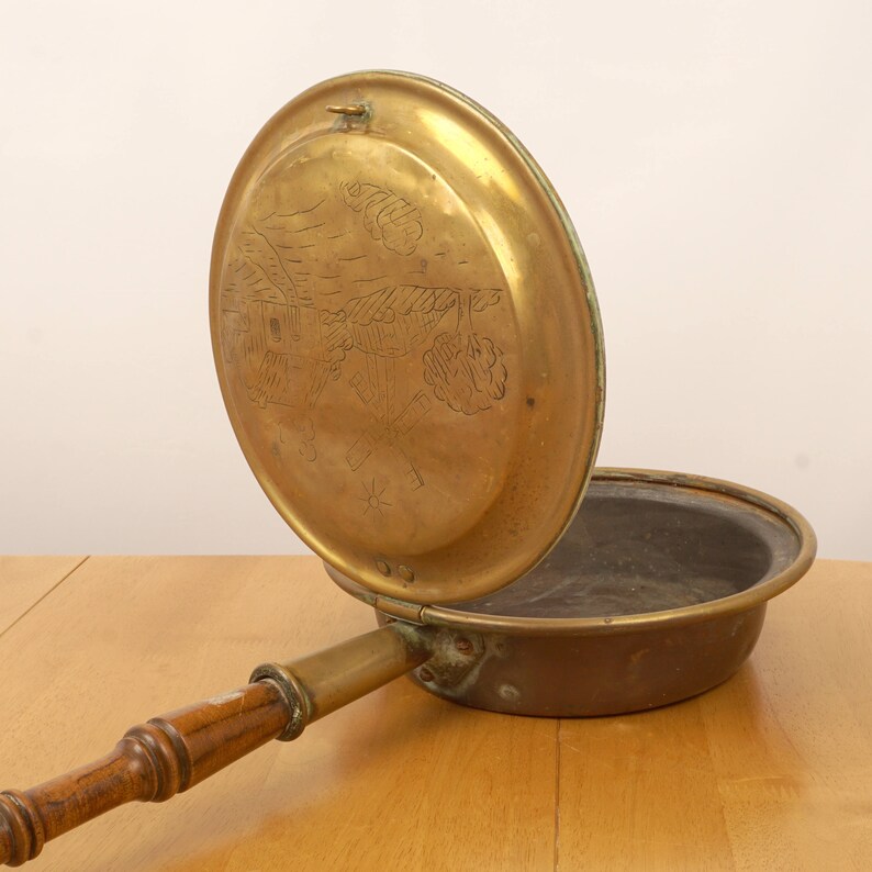 X1Antique Bed Warmer / Warming Pan Vintage solid brass Etsy