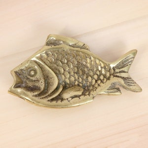 Brass ring tray / Soap dish / jewelry dish / ashtray || Fish design || Vintage solid brass
