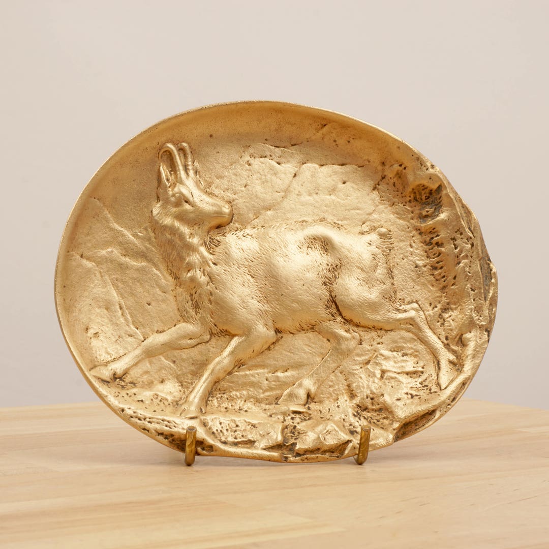 Dish / Plate / Tray || Vintage Solid Brass || Goat Design || Qu