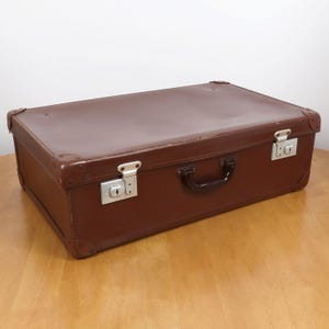 Pioneer Luggage Suitcase – Large Brown Travel Case | Cheney Locks + Keys | Bakelite Handle | British Made - Vintage 1950s