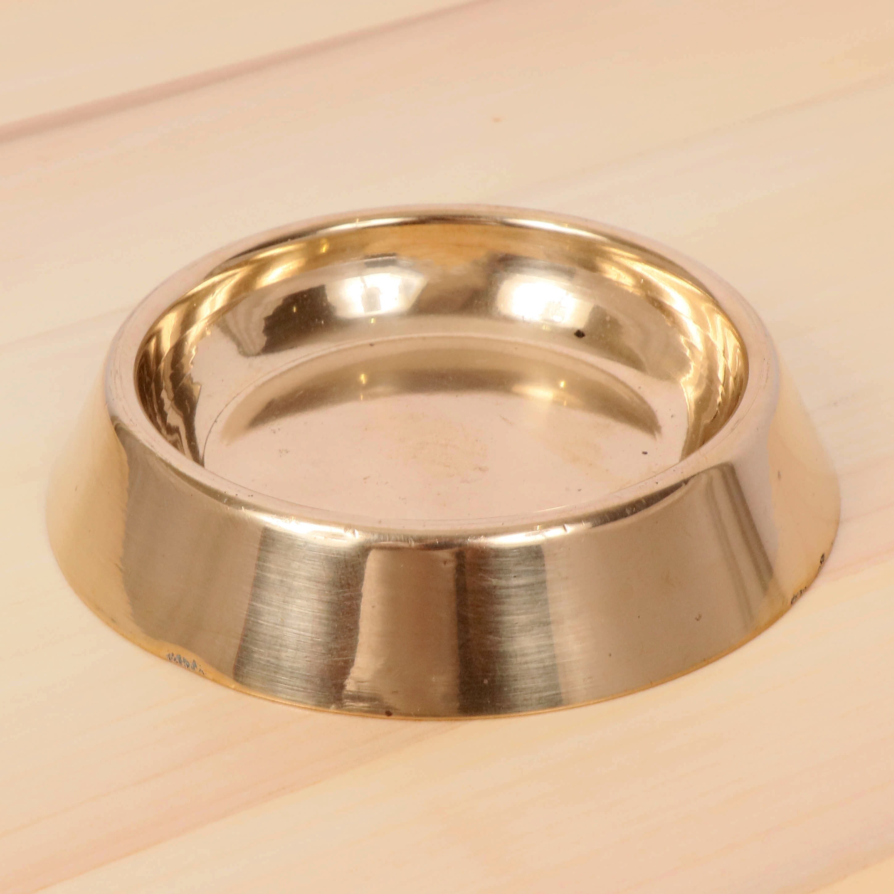 Ashtray/ dish / plate / tray || Simple design || Heavy || Vintage solid brass