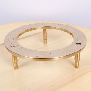 Hot stand / Trivet / Doughnut shape Table stand / Kettle Stand || Vintage Solid Brass || Large and heavy