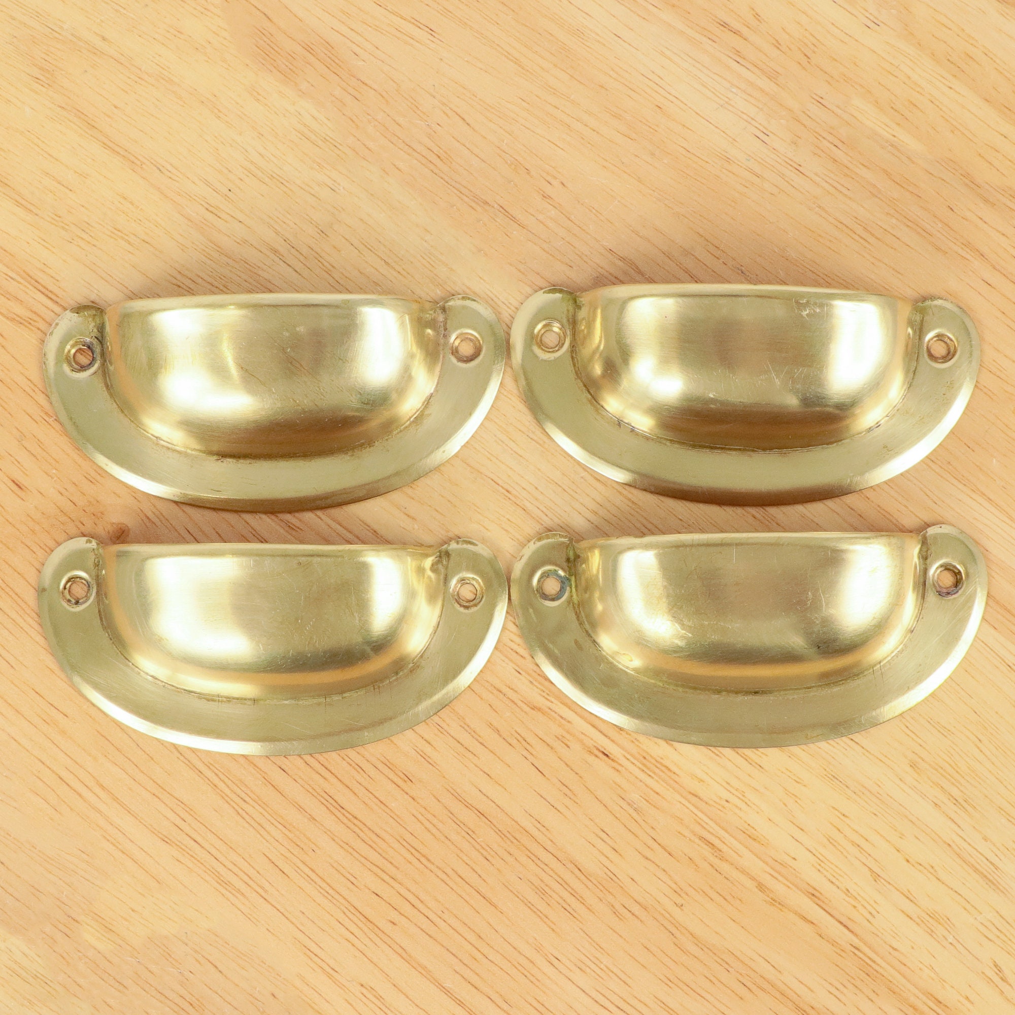 ヴィンテージ真鍮と木製ハンドルの壁掛けレールバー用品4点セット ヴィンテージ真鍮と木製ハンドルの壁掛けレールバー用品4点セット