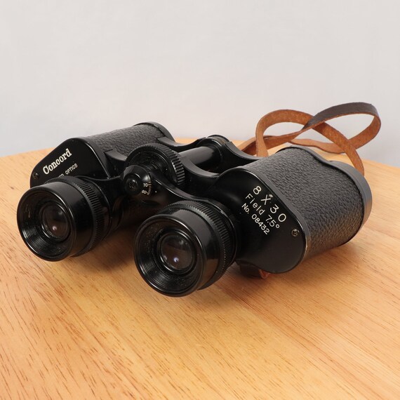 Vintage CONCORD Binoculars || Coated Optics || 8 X 30 Field 7.5