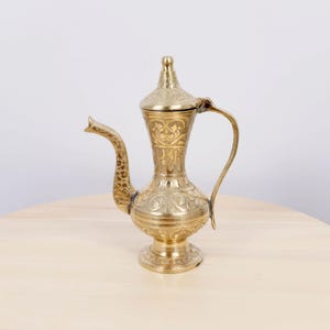 Coffee Pot Middle Eastern Teapot Arabic Dallah Ornate Engraved Pitcher Turkish Decor Boho Home Accent Vintage Brass