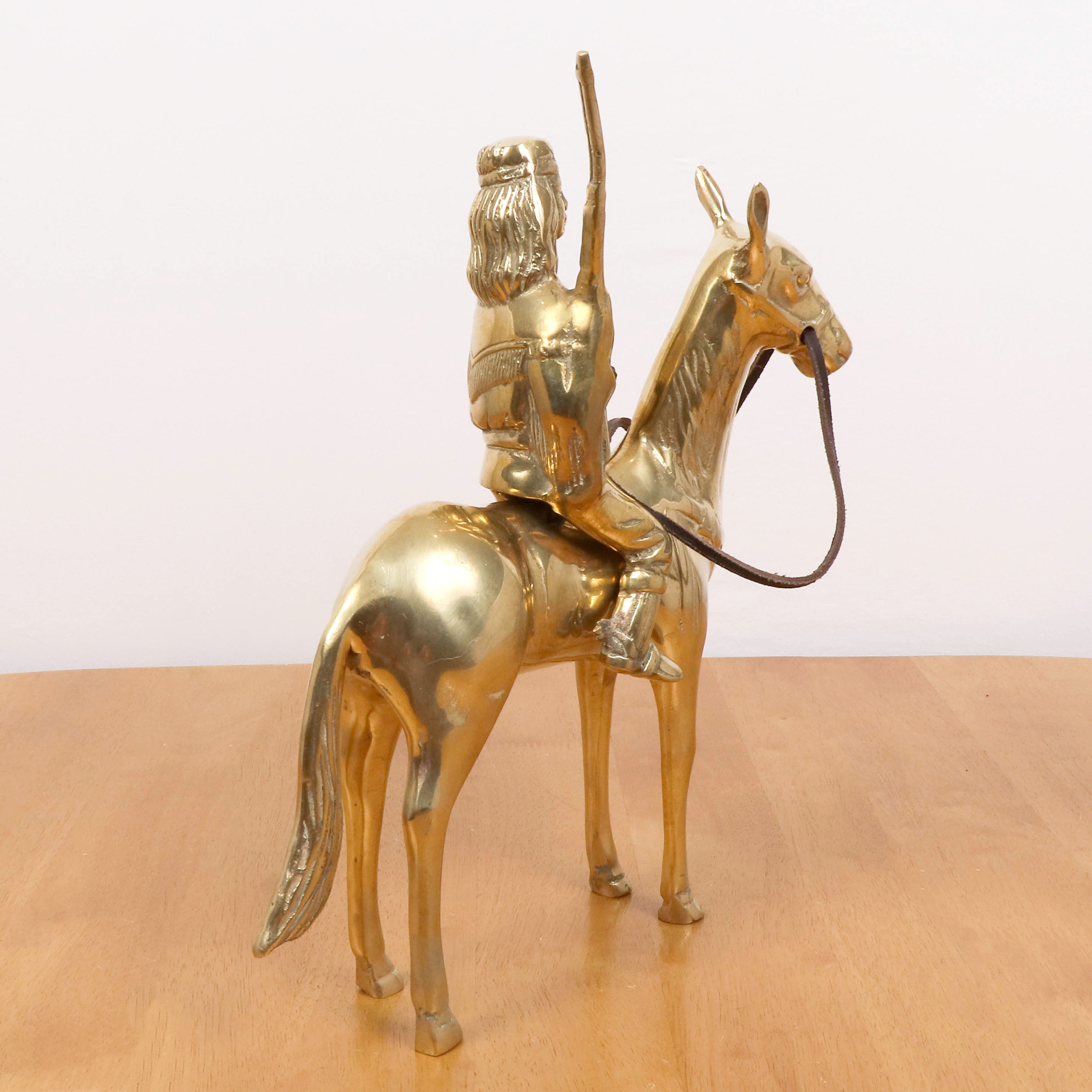 馬に乗ったスペインの騎士の彫刻の置物 馬に乗ったスペインの騎士の