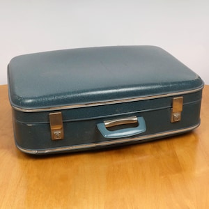 Vintage Teal Hard Shell Suitcase with Cheney England clusure | Retro Travel Case | Mid-Century Storage