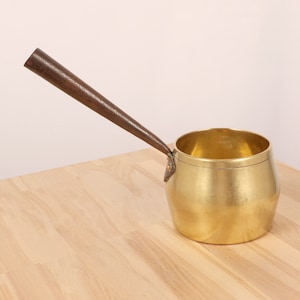 Pot / Pan / Jug / pitcher || Vintage solid brass || Metal alloy handle || Quite heavy || Copper screws