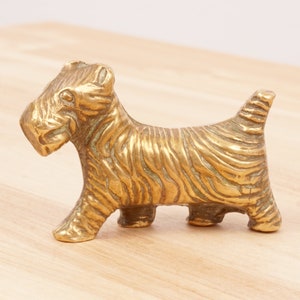 Dog Sculpture - Scottish Terrier || Vintage Solid Brass  Dog Statue / Figurine || Miniature Statuette - Scottish Terrier