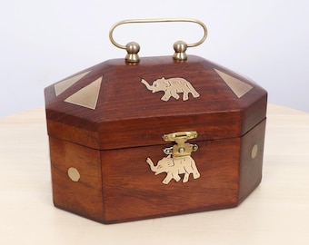 Boîte à Bijoux Vintage Bois Laqué Marron Et Laiton - Motif Fleur, Très Bon état