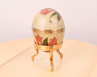 Decorative egg - box on stand / Jeweler box with a lid and a stand || shape of an egg with a floral design || vintage solid brass