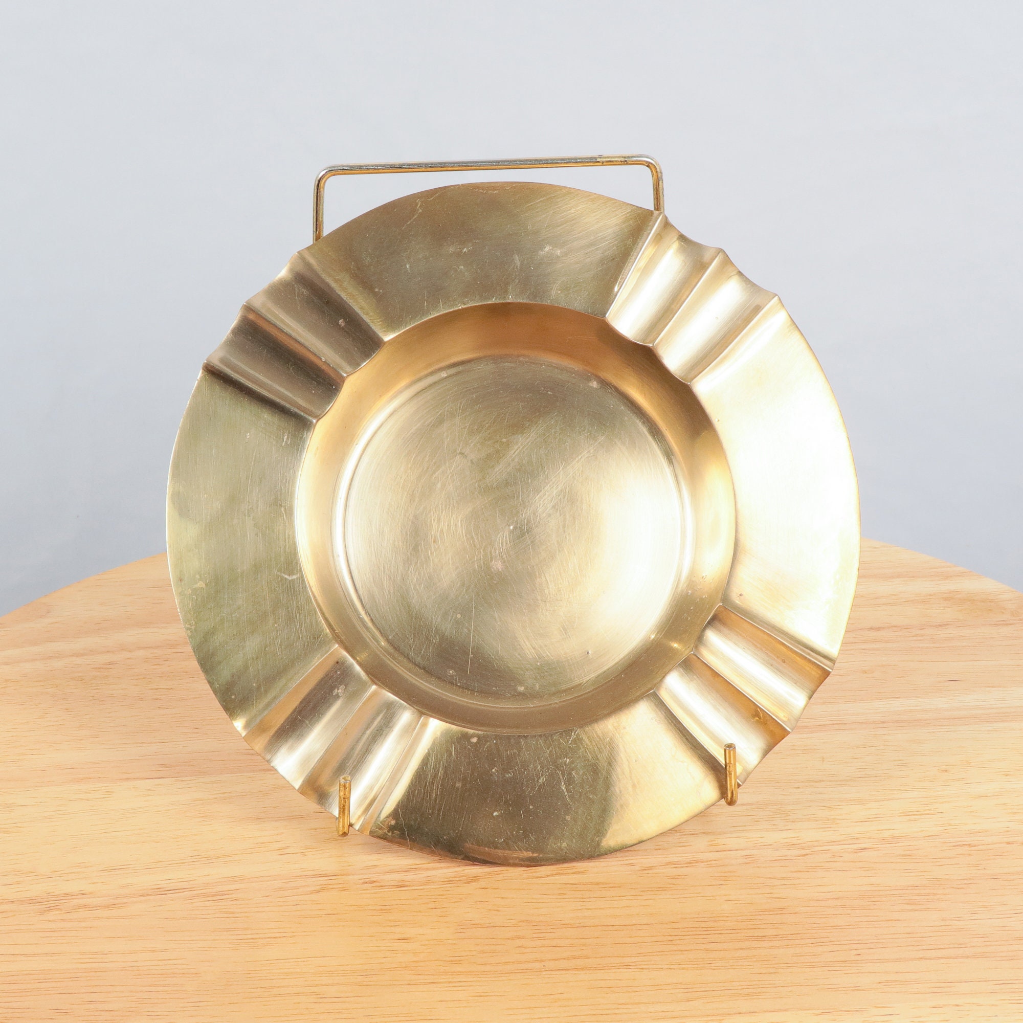 Large Ashtray Vintage solid brass round shape ashtray Etsy