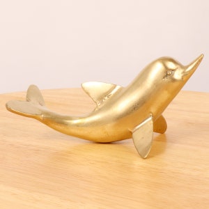 Vintage Solid Brass dolphin / fish sculpture || Excellent vintage condition fish figurine / dolphin statuetee