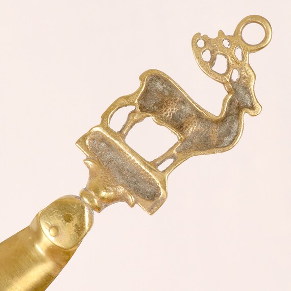 【金色の牡鹿が佇むシューホーン】アンティーク ヴィンテージ イギリス 鹿 靴べら 真鍮 ブラス ◆Vintage Brass Shoe Horn with Deer◆