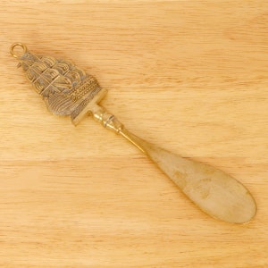 Small Shoehorn ||Ship / ship design handle || Vintage solid brass || &#39;HMS VICTORY&#39; engraving