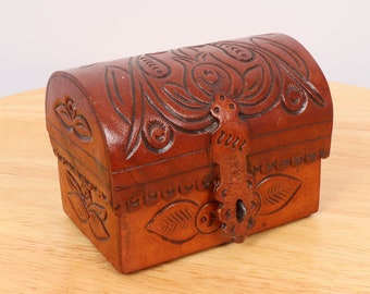 Real leather round shape box with lid || Leather box with fabric inside