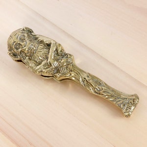 Monkey nutcracker / door knocker || Vintage Solid brass