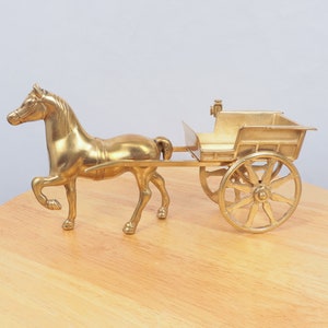Horse Pulling a Carriage || Sculpture / figurine / statue || Vintage Solid Brass || Quite heavy