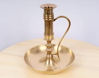 Vintage Brass Candle Holder – Elegant Brass Taper Candle Holder with Handle – Antique Candlestick Holder for Home Décor – Table Decoration