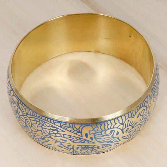 Large solid brass bracelet / bangle designed with… - image 5