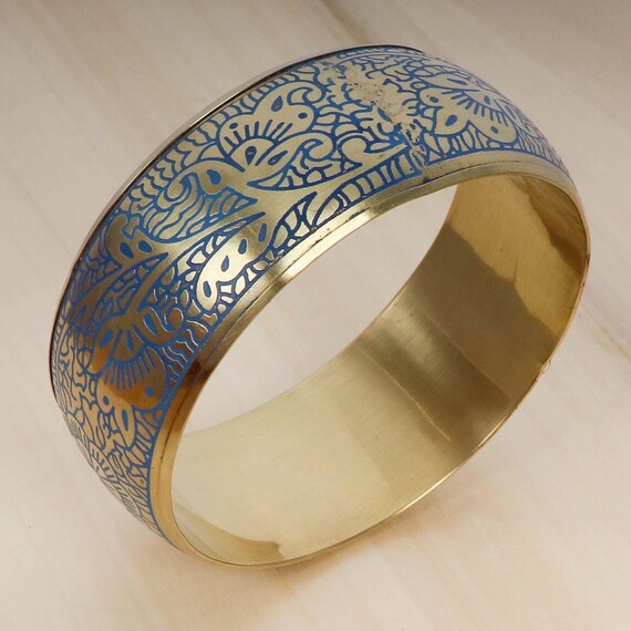 Large solid brass bracelet / bangle designed with… - image 3