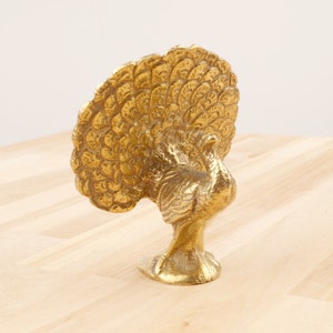 Pavo real // Decoración del hogar // Estatua de pájaro // Latón macizo vintage