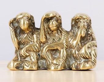 Sculpture miniature des trois singes de la sagesse || singes vintage en laiton massif || Singes sages || Ne rien voir, ne rien entendre, ne rien dire