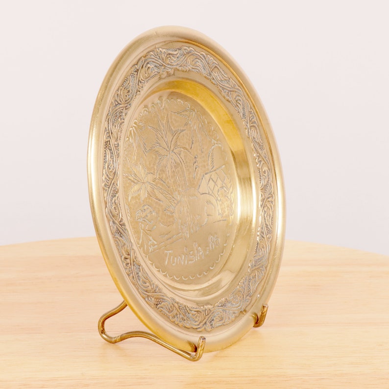 Plate / Bowl Handmade engraves Camel and Palm tree picture ...