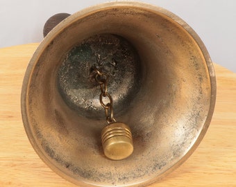 Campana dorata extra forte con manico in legno, 11 cm, in ottone, campana per scuola, slitta da meditazione, campane decorative da scrivania per scuola, chiesa, hotel, Natale e servizio di nozze
