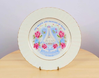 Prato de porcelana Royal Kent Bone China - Comemorativa do nascimento do príncipe William, 1982