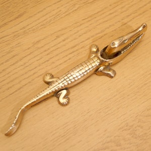Crocodile / alligator solid brass nutcracker || vintage figurine / home decor / brass reptile