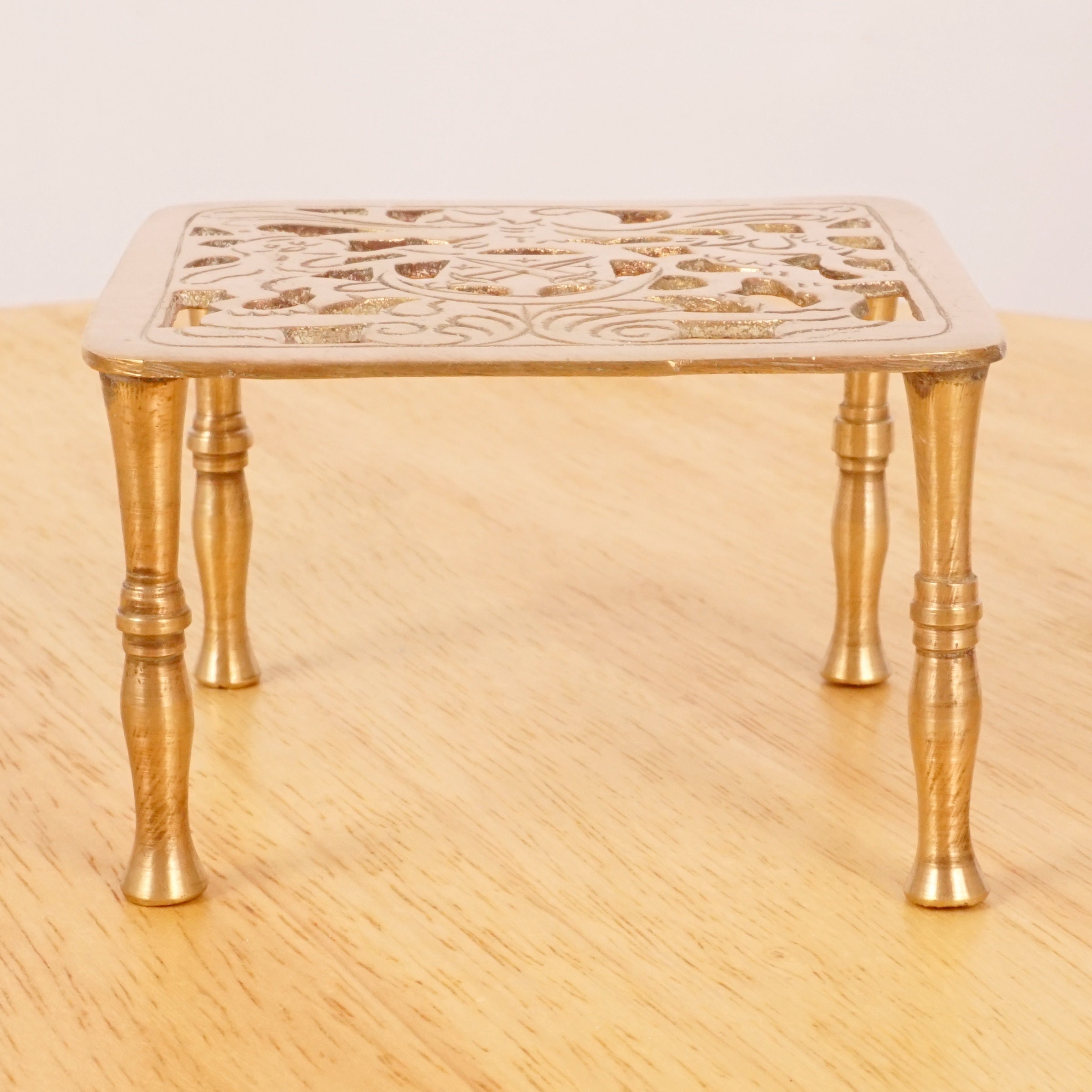 Small Kettle Stand / Tea Pot Stand / Plant Pot Stand Etsy UK