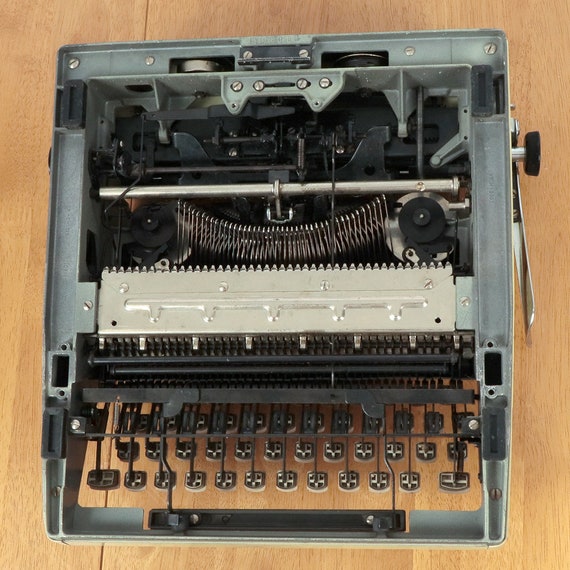 Working Remington Travel - Riter Deluxe Vintage Typewriter