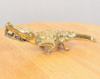 Alligator / crocodile sculpture statue || Vintage solid brass figure