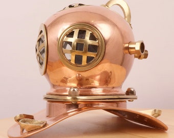 Casque De Plongée Vintage En Laiton Doré – Reproduction Décorative 21,8 X 18,5 X 20,3 Cm