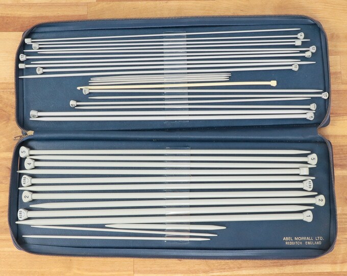 Aero 34 Vintage Knitting Needles Abel Morrall Ltd Redditch England Case Blue Leather Purse
