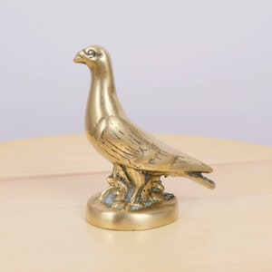 Dove Figurine || Home decor || Bird statue || Vintage Solid Brass Dove / Solid brass bird sculpture
