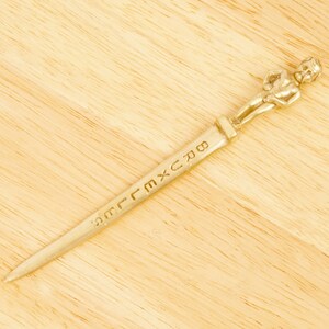 Coltello per buste / tagliacarte / tagliacarte // Design Bruxelles // Souvenir vintage in ottone massiccio dal Belgio