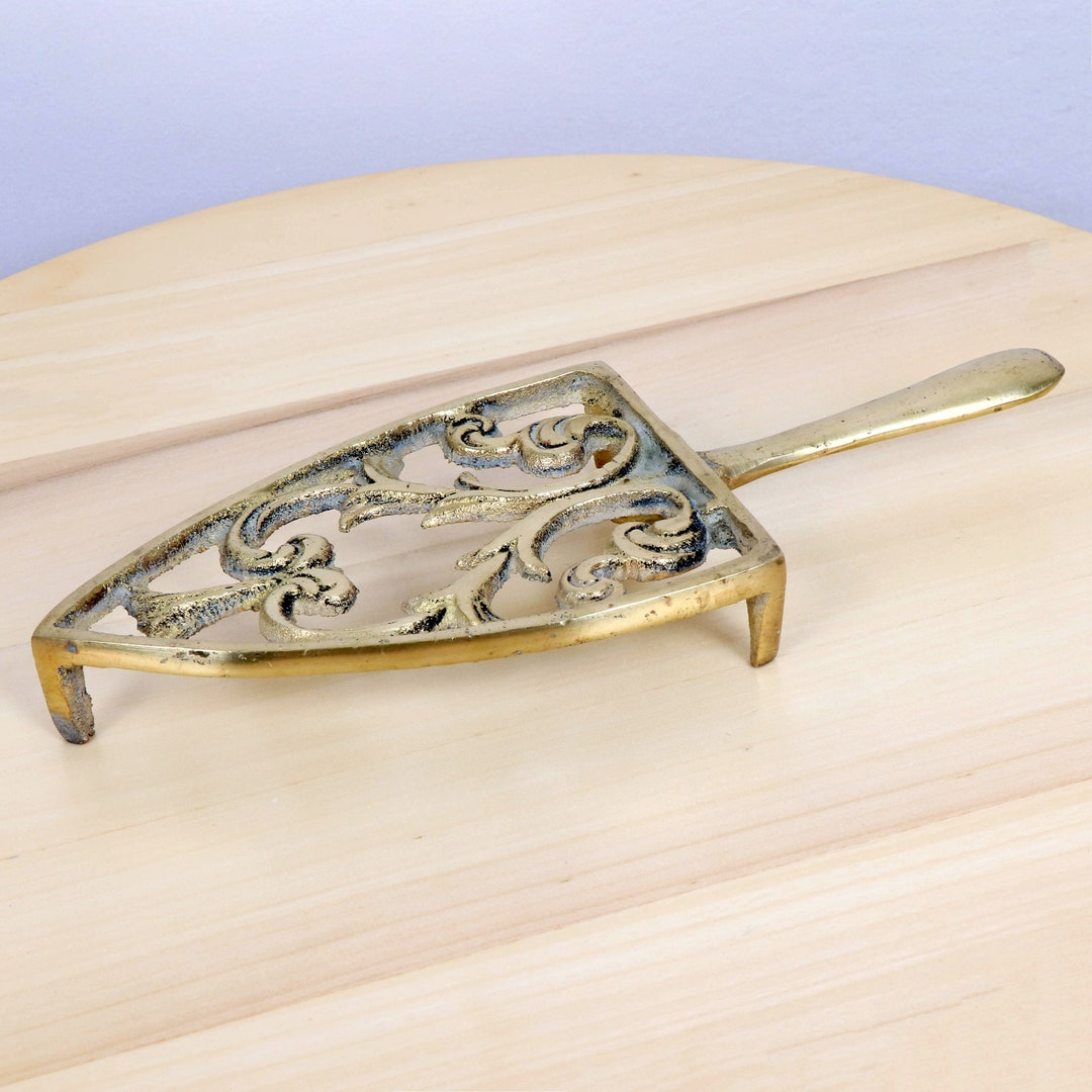 Kettle Stand / Tea Pot Stand / Plant Pot Stand / Trivet / Brass Rest