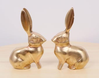 Figuras de conejo de latón vintage: par de estatuas de conejo/liebre, decoración de animales de latón macizo, regalo de Pascua, decoración rústica para estanterías de granja.