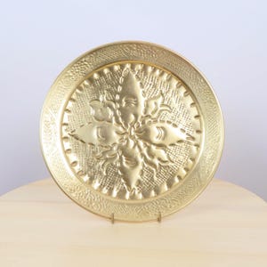 Vintage Hand-Hammered Brass Tray with Floral Motif – Decorative Wall Plate or Display Dish