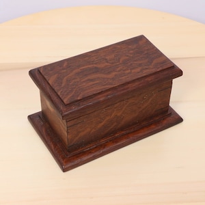 Wooden Box with hinged lid || Vintage Wood box / storage
