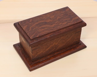 Wooden Box with hinged lid || Vintage Wood box / storage