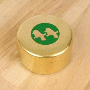 Box with a lid / ring box || SH Solid Brass Made in England || Circle shape, bird design