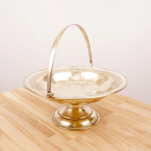 Fruit tray / candy dish / bowl || 1 handle || Vintage H&J E.P.N.S. C 53 / silver plated
