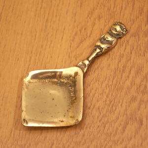 Solid Brass decorative caddy spoon  || vintage || perfect vintage condition || Pixies