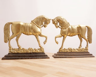 Two Horses /  Decorations || Horse design || Antique solid brass || Very heavy || Set of two Horses || Fireplace decors